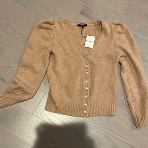 NWT Generation Love NY camel sweater M